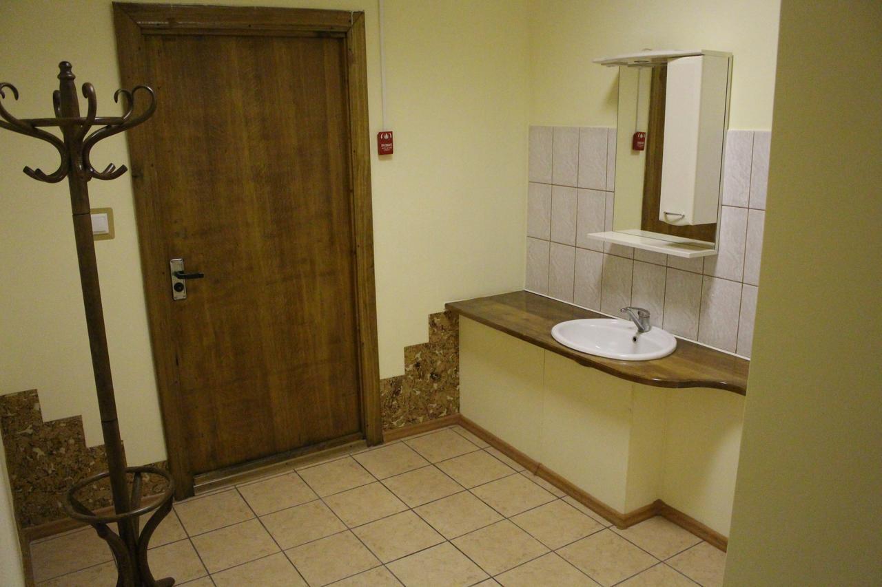 Rooms For Rent On Vokzal Brest Exterior photo